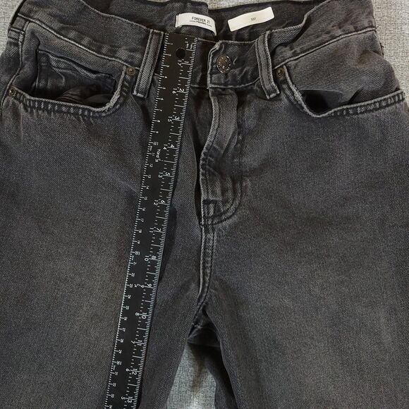 Forever 21 Premium Jeans Womens 26 Raw Hem Midrise Straight Leg Black - Picture 6 of 13
